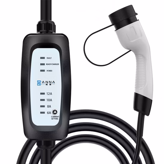 Venta al por mayor IEC 62196 16A 3.5kw Cargador de coche eléctrico Nivel 2 Adaptador de hogar Cargador Tipo 2 AC Estación de carga EV portátil